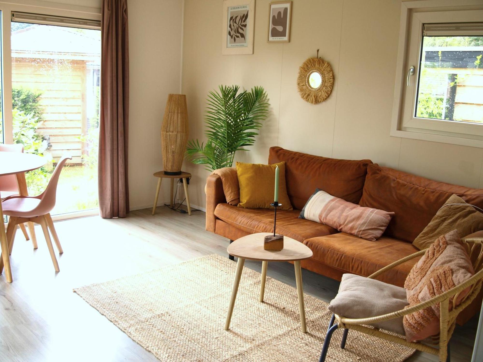 Gezellig Gemoderniseerd Chalet Op De Veluwe Putten Exterior foto